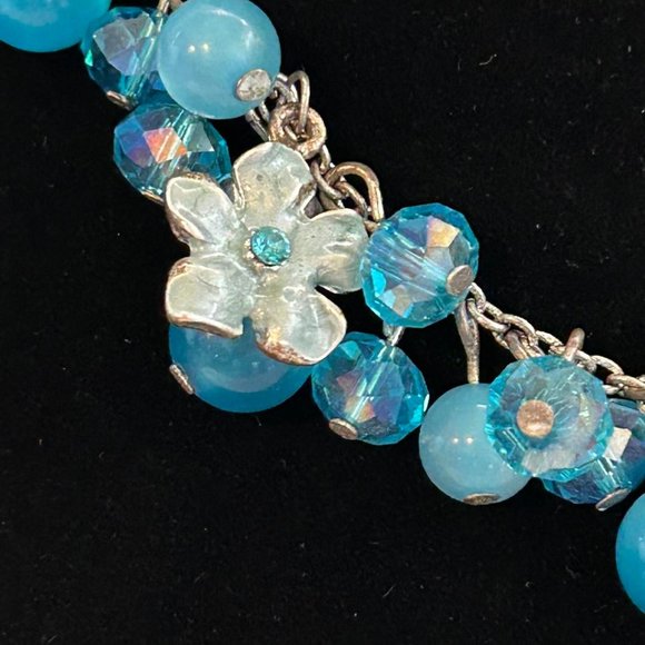 2pc. Silver tone Blue Beaded/Flower adjustable Necklace & Bracelet set - Picture 4 of 7